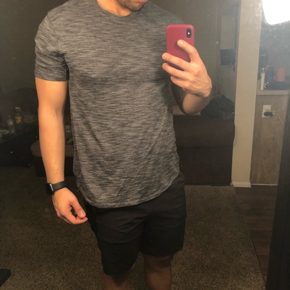 Lululemon T-shirt
